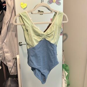 Yumiko Elli Leotard